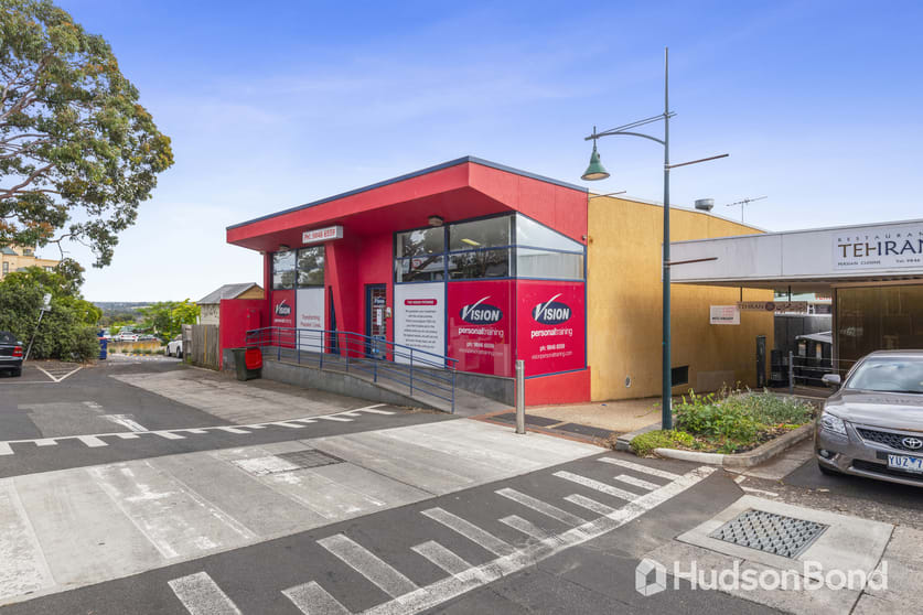 Click to view all images 3 | 124 James Street Templestowe VIC 3106 - Image 1
