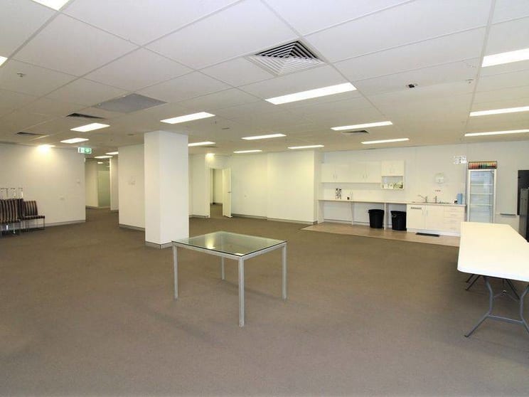 Click to view all images 16/532 Ruthven Street Toowoomba City QLD 4350 - Image 3