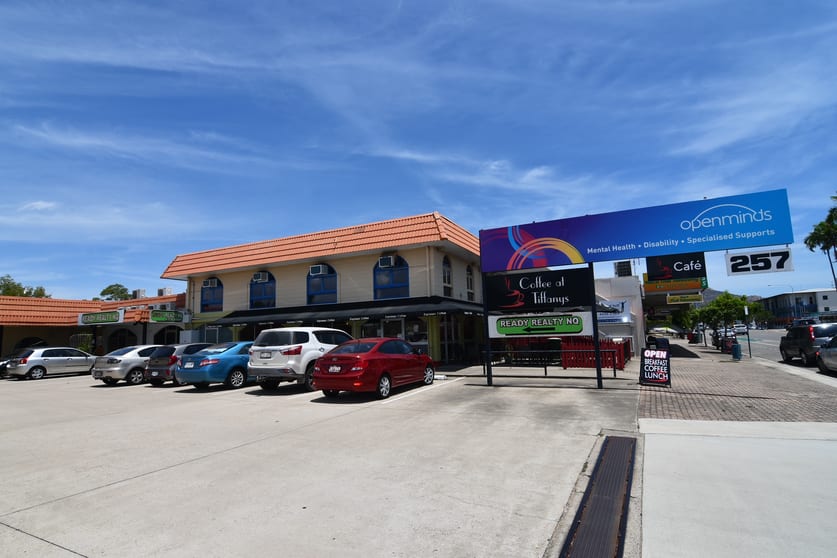 Click to view all images 3/257 Charters Towers Road Mysterton QLD 4812 - Image 1