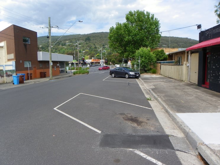Click to view all images 1 The Avenue Ferntree Gully VIC 3156 - Image 3