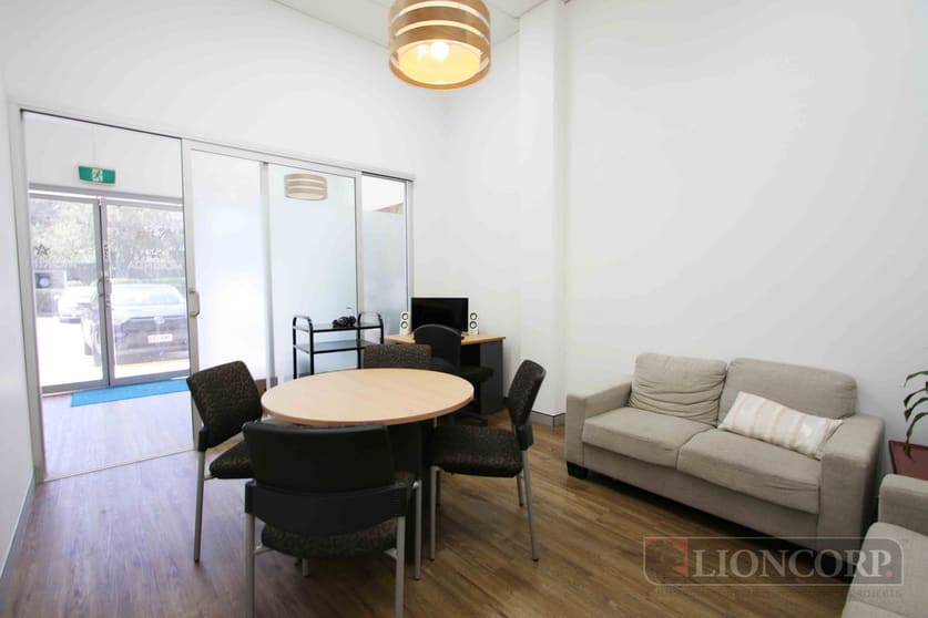 Click to view all images Underwood QLD 4119 - Image 1