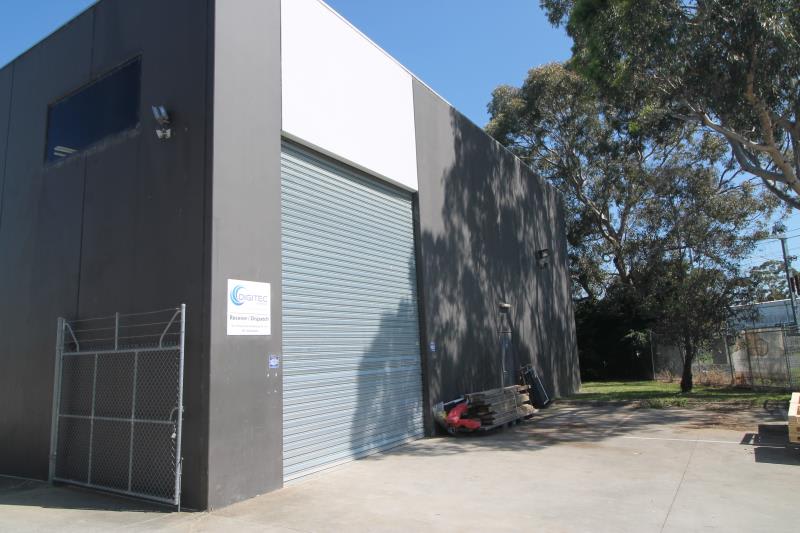1b/11 Bryants Road Dandenong VIC 3175 - Image 3
