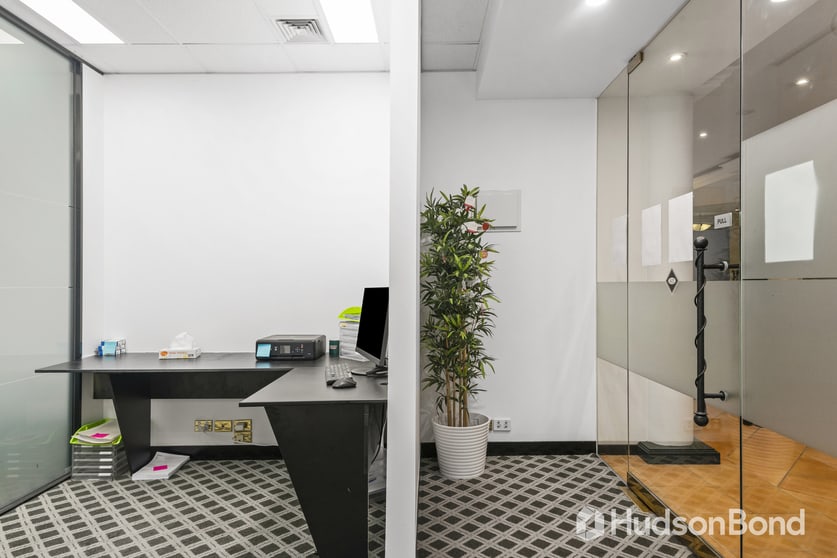 Click to view all images 214/89 High Street Kew VIC 3101 - Image 2