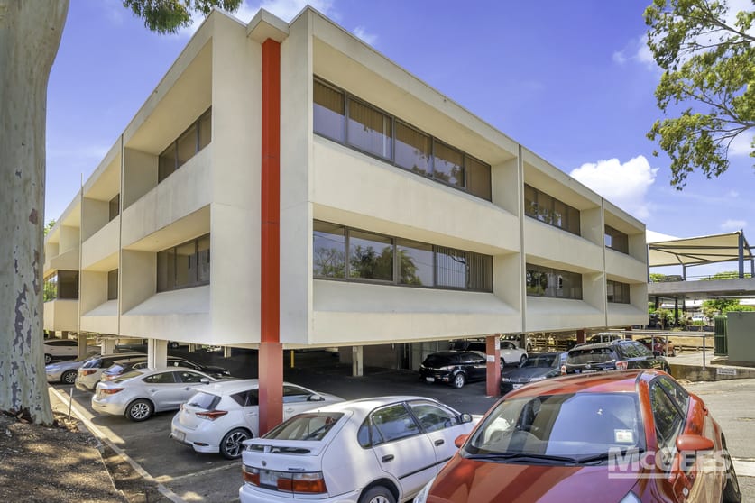 Click to view all images 4A & 4C/102 Greenhill Road Unley SA 5061 - Image 2