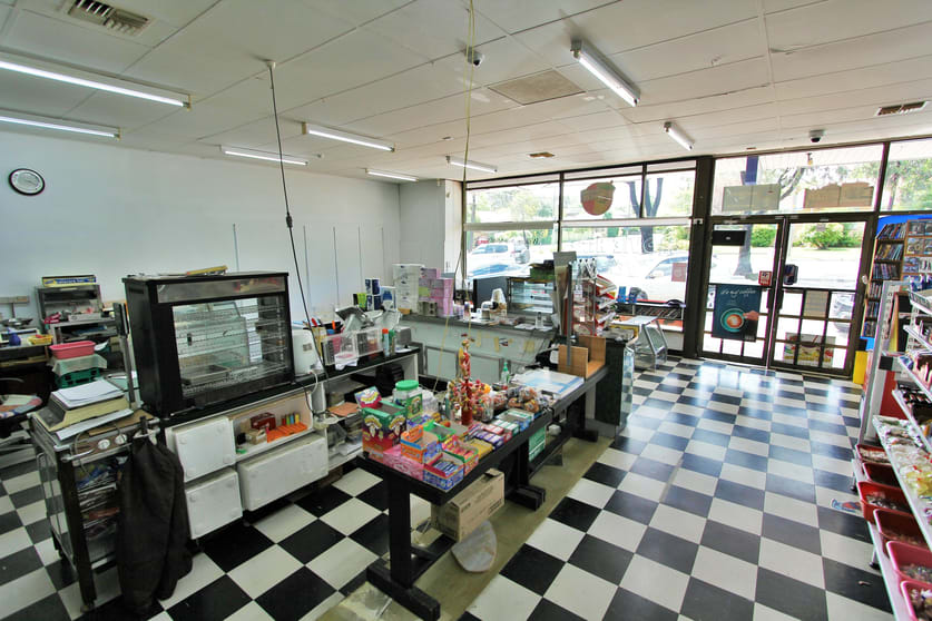 Click to view all images 44-46 Willow Avenue Glen Waverley VIC 3150 - Image 3