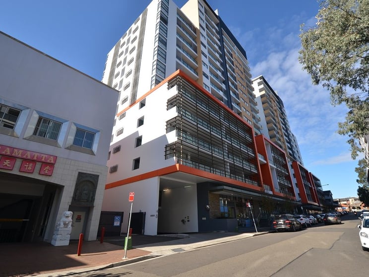 Click to view all images 2/21 - 23 Cowper Street Parramatta NSW 2150 - Image 2