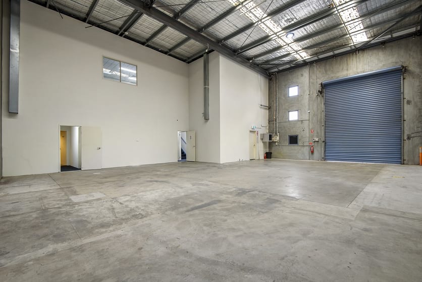 Click to view all images 8/21 Huntingdale Road Burwood VIC 3125 - Image 2