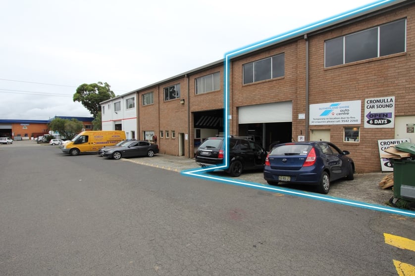 Click to view all images Unit 1/18 Monro Avenue Kirrawee NSW 2232 - Image 3