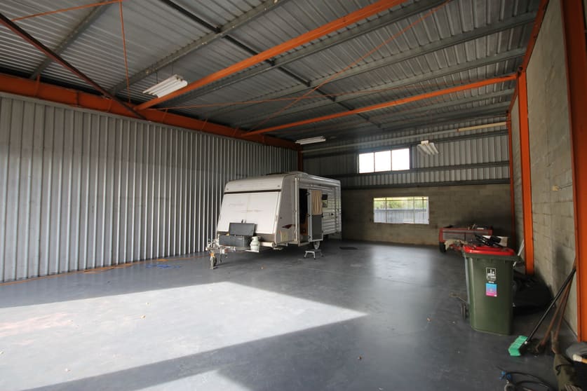 Click to view all images 5/76 Andrew Street Wynnum QLD 4178 - Image 3