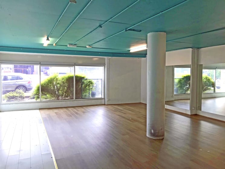 Click to view all images 273 Raglan Street Preston VIC 3072 - Image 2