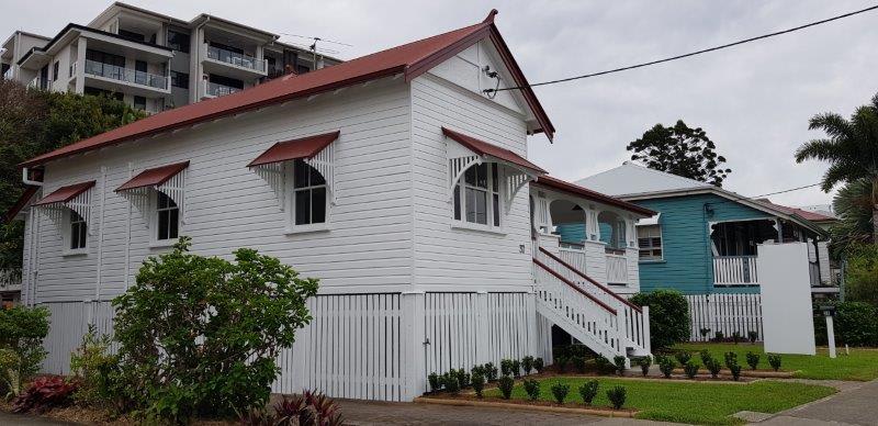Click to view all images 37 Beryl Street Tweed Heads NSW 2485 - Image 2