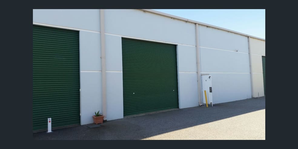 Click to view all images Unit 4, 14 Vulcan Road Canning Vale WA 6155 - Image 1