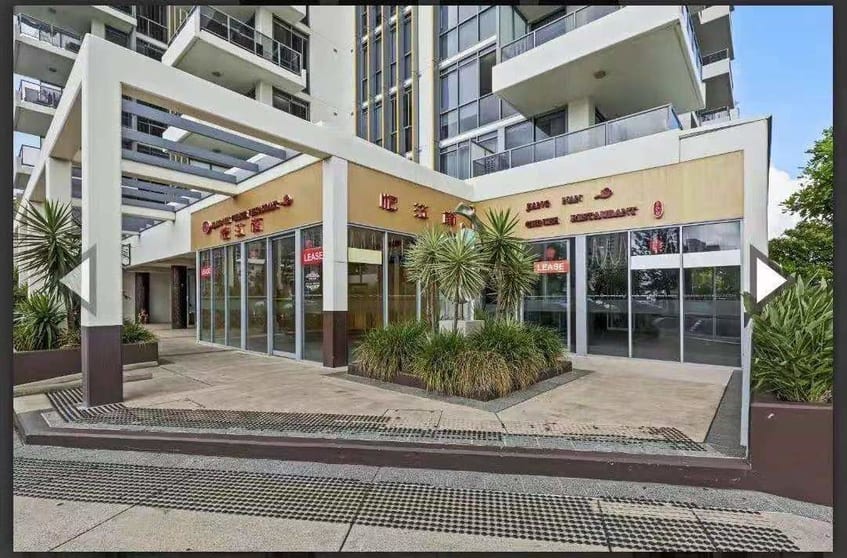 Click to view all images 402/18 Cypress Ave Surfers Paradise QLD 4217 - Image 1