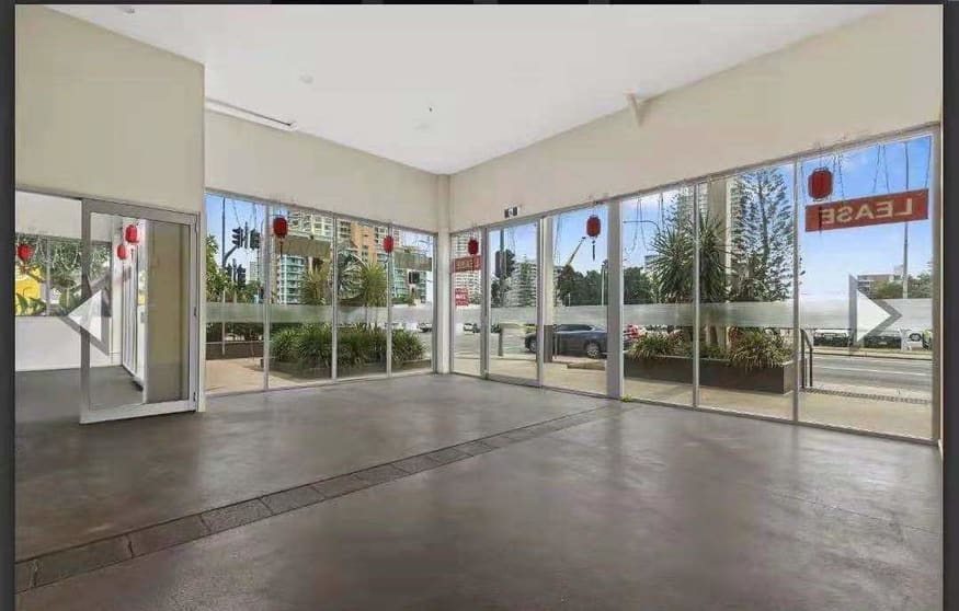 Click to view all images 402/18 Cypress Ave Surfers Paradise QLD 4217 - Image 3