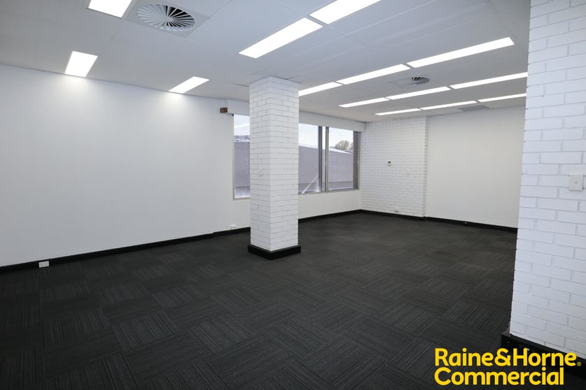 9/53 Tompson Street Wagga Wagga NSW 2650 - Image 2