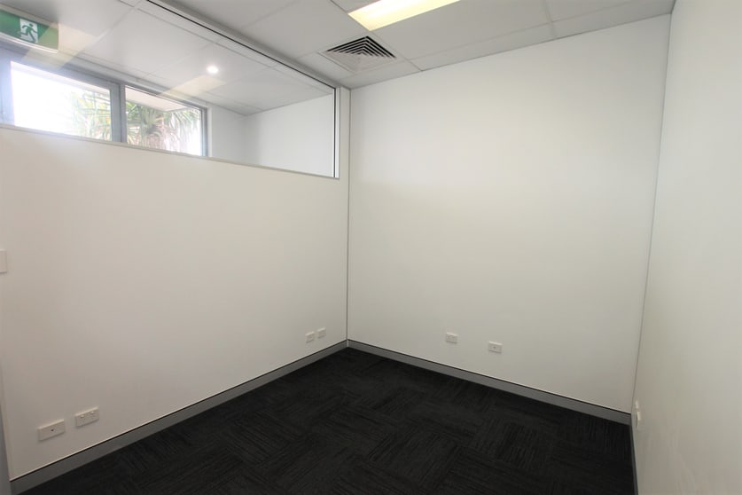 Click to view all images 3/160 Mudjimba Beach Road Mudjimba QLD 4564 - Image 3