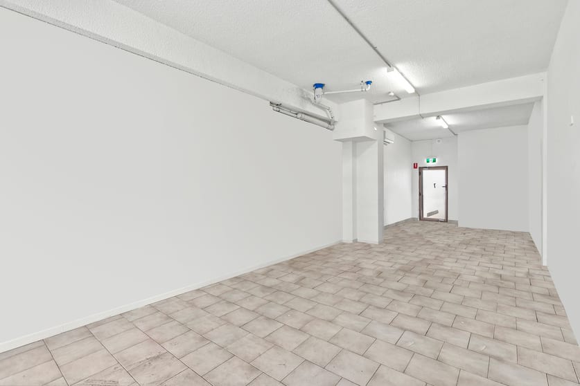 Click to view all images 7/210-222 Cowper Street Warrawong NSW 2502 - Image 2
