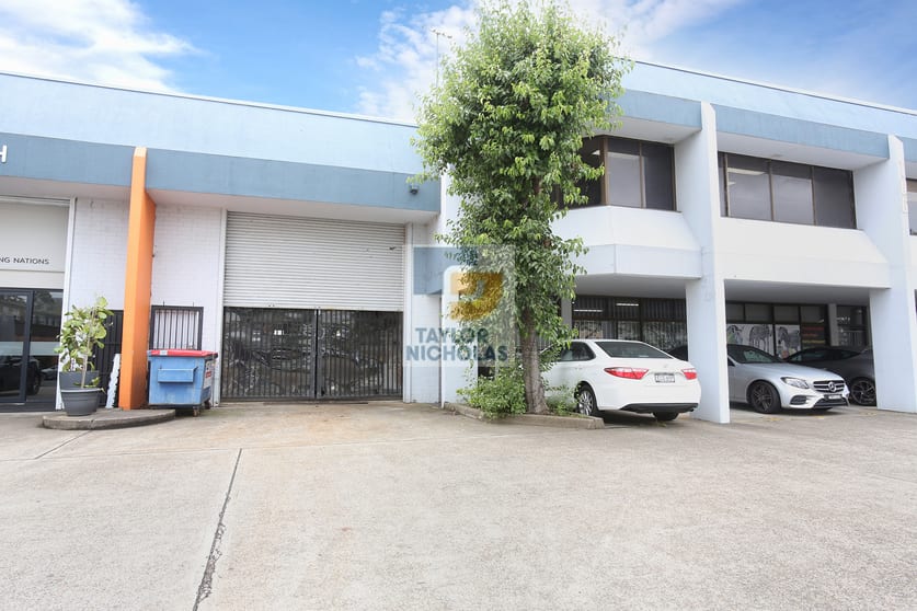 Click to view all images 2/106 Grose Street North Parramatta NSW 2151 - Image 2