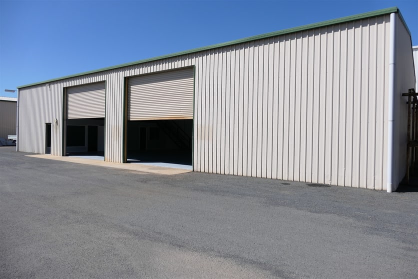 Click to view all images 3/70 YOUNG ROAD Cowra NSW 2794 - Image 1