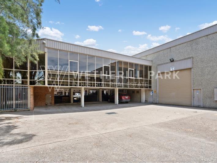 Click to view all images Smithfield NSW 2164 - Image 1