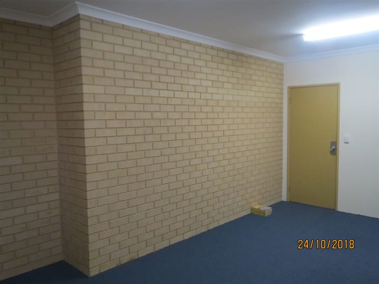 Click to view all images 7/63 Penguin Road Rockingham WA 6168 - Image 3