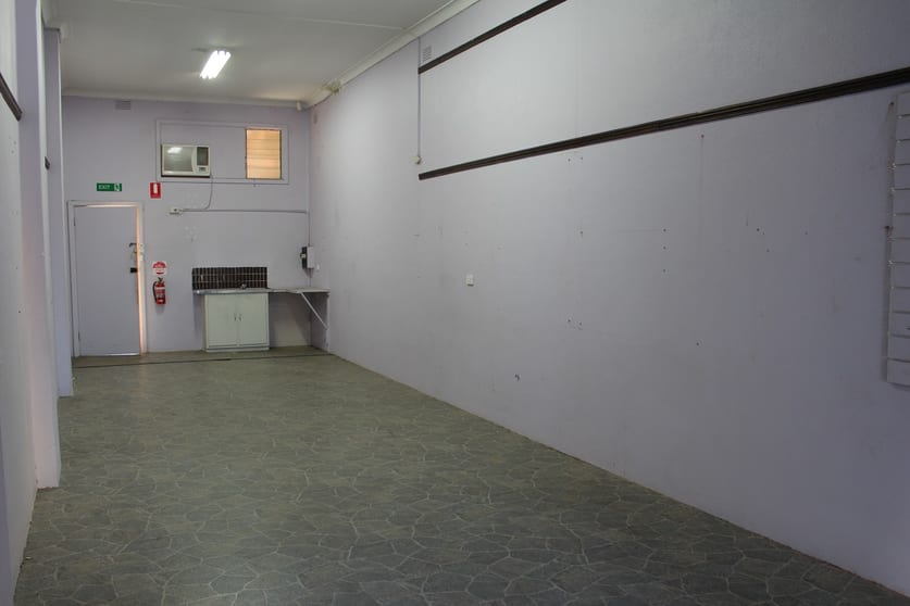 Click to view all images 1/1092 Mate Street North Albury NSW 2640 - Image 3