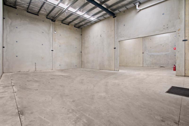 Click to view all images 3/41 Rodeo Road Gregory Hills NSW 2557 - Image 3