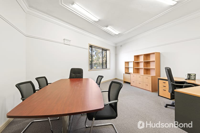 Click to view all images 1/425 High Street Kew VIC 3101 - Image 2