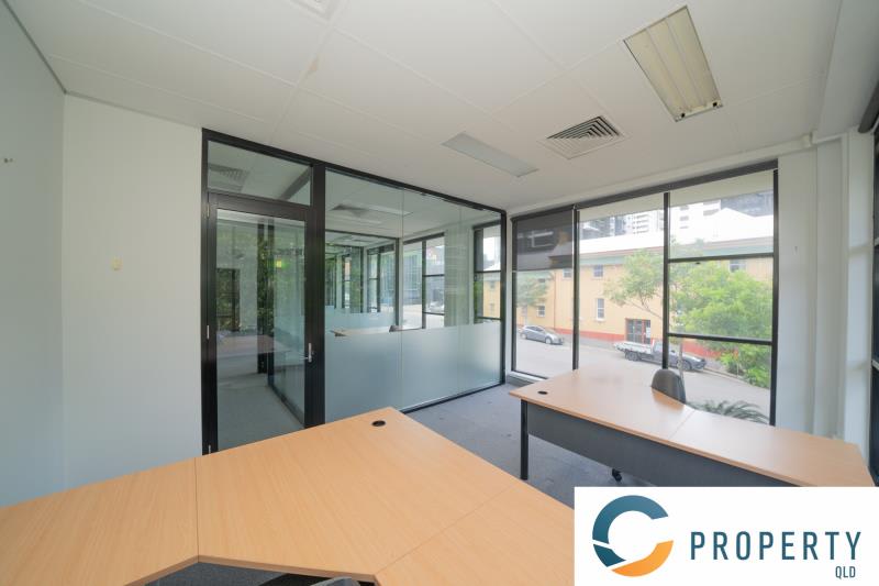 Click to view all images 1/1/165 Melbourne Street South Brisbane QLD 4101 - Image 3