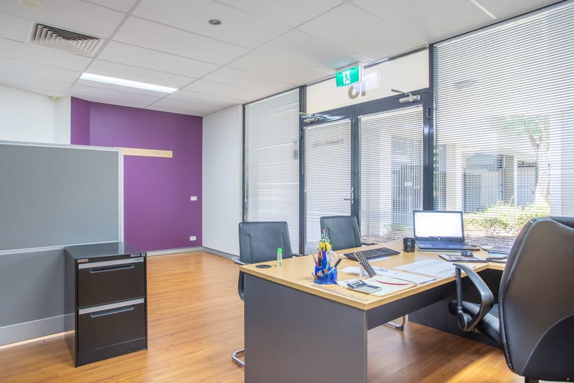 Click to view all images 16/5-7 Inglewood Place Norwest NSW 2153 - Image 1
