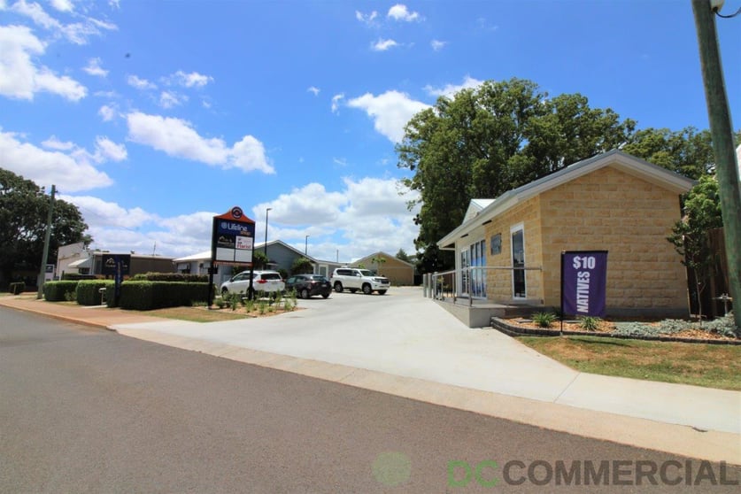 Click to view all images 1/10517 New England Highway Highfields QLD 4352 - Image 1