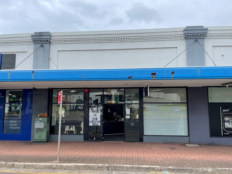 Click to view all images Shop 2/413-415 Princes Highway Woonona NSW 2517 - Image 1