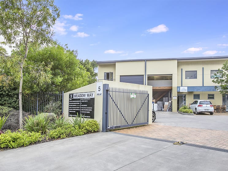 Click to view all images 9 Meadow Way Banksmeadow NSW 2019 - Image 1