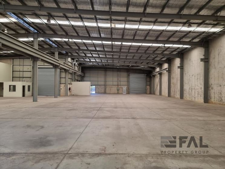 Click to view all images Coopers Plains QLD 4108 - Image 2