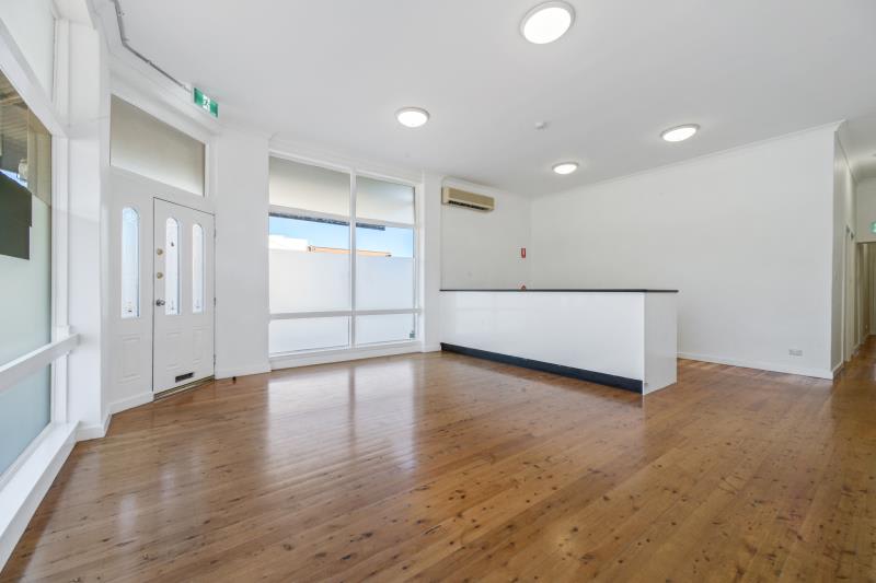 Click to view all images 75 Mulga Road Oatley NSW 2223 - Image 2