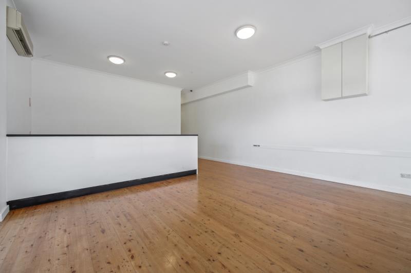 Click to view all images 75 Mulga Road Oatley NSW 2223 - Image 3