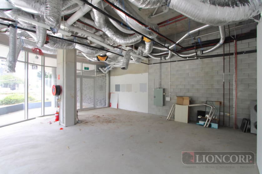 Click to view all images Hamilton QLD 4007 - Image 3