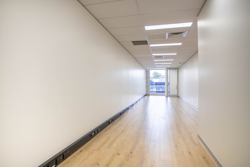 Click to view all images 11/18 Third Avenue Blacktown NSW 2148 - Image 2