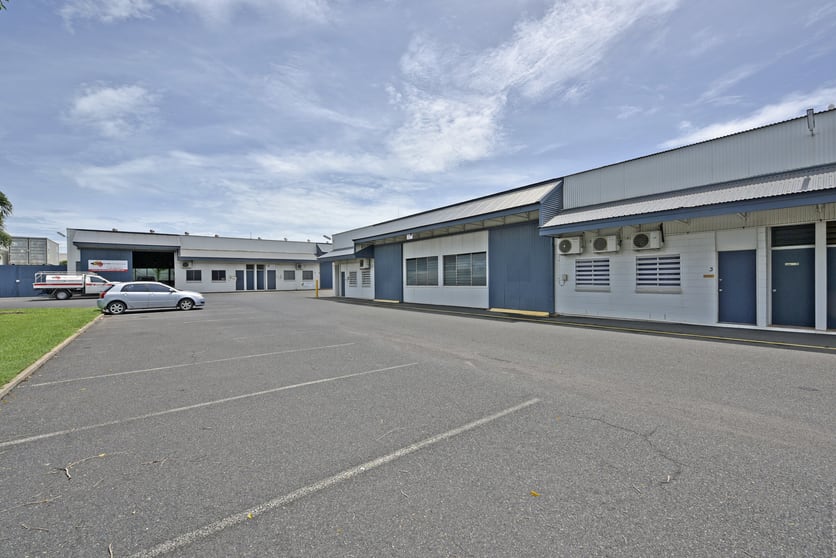 Click to view all images 3/111 Coonawarra Road Winnellie NT 0820 - Image 2