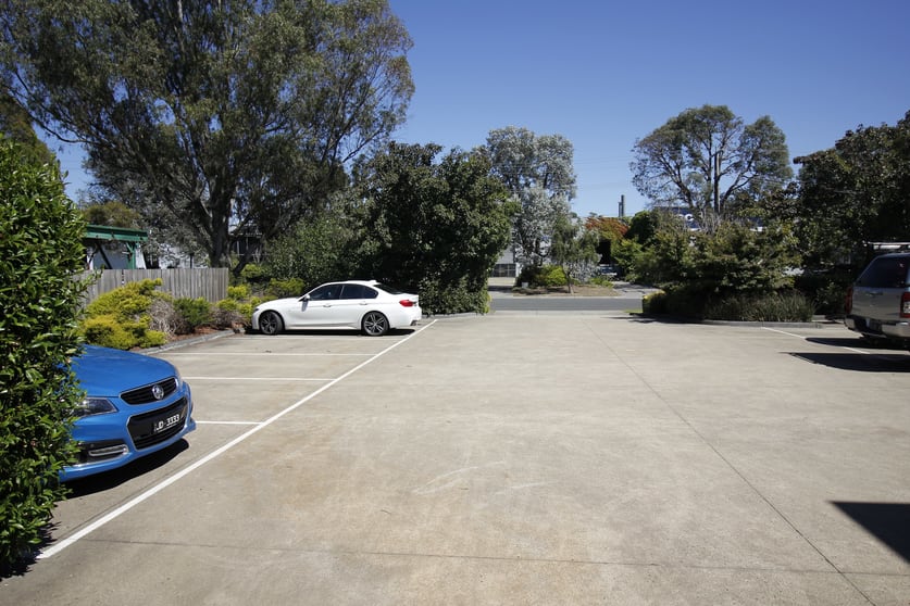 Click to view all images 3/16 Turbo Drive Bayswater VIC 3153 - Image 3