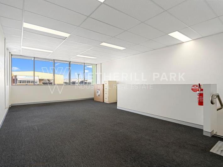 Click to view all images Wetherill Park NSW 2164 - Image 3