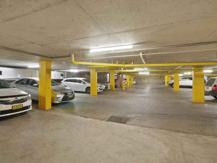 Click to view all images Level 1 Suite 3/60-62 McNamara Street Orange NSW 2800 - Image 2