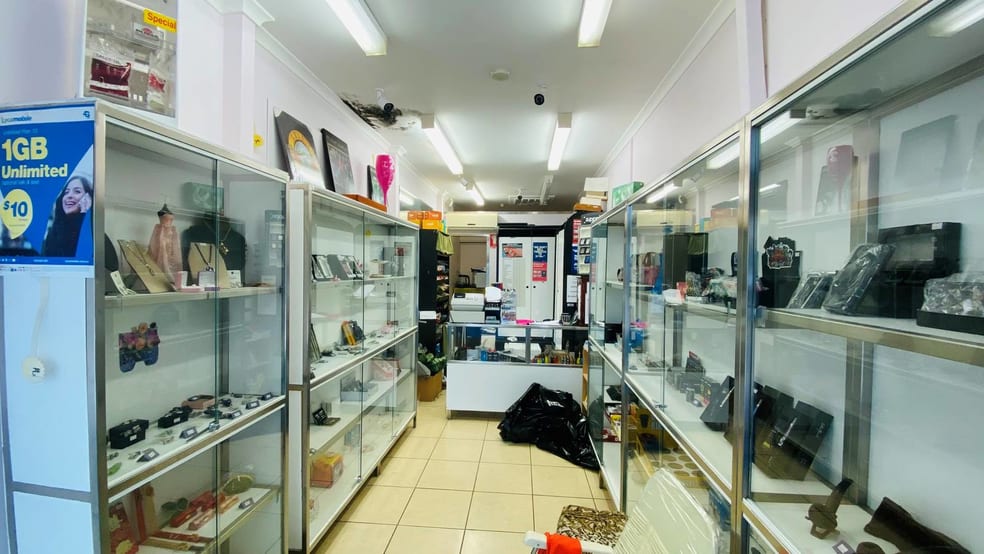 Click to view all images 93B Main Street Croydon VIC 3136 - Image 3