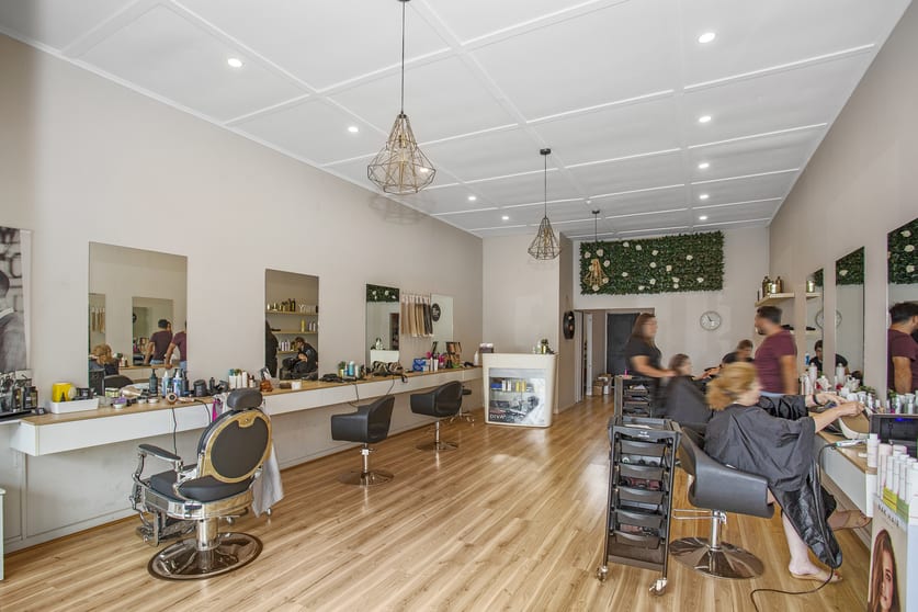 Click to view all images 517 Warrigal Road Ashwood VIC 3147 - Image 3