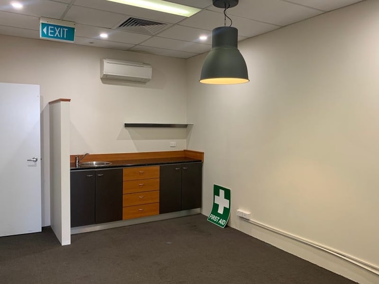 Click to view all images Level 1/5/160 Hartley Road Smeaton Grange NSW 2567 - Image 3
