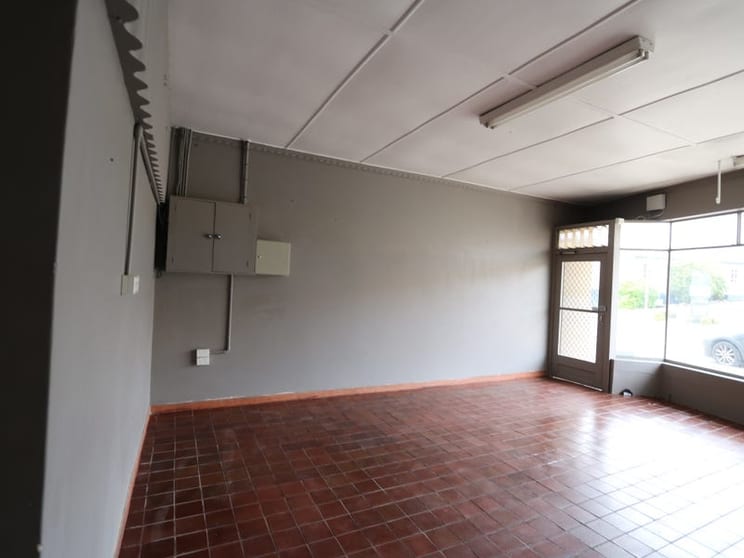 Click to view all images 2/274 Hobart Road Youngtown TAS 7249 - Image 3