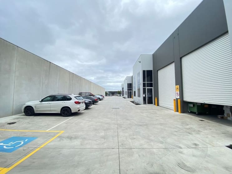 Click to view all images Unit 8/30-32 Christensen Street Cheltenham VIC 3192 - Image 2