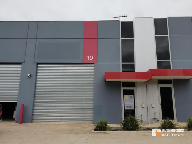 Click to view all images 19/48 Lindon Court Tullamarine VIC 3043 - Image 1