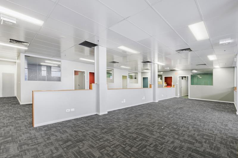 Click to view all images Level 1/Suite 29, 235 Darby Street Cooks Hill NSW 2300 - Image 3