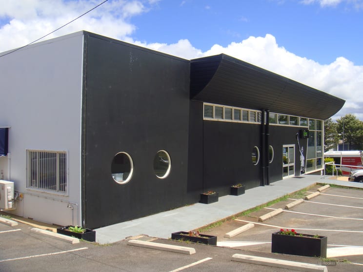 Click to view all images 224A Ruthven Street North Toowoomba QLD 4350 - Image 1